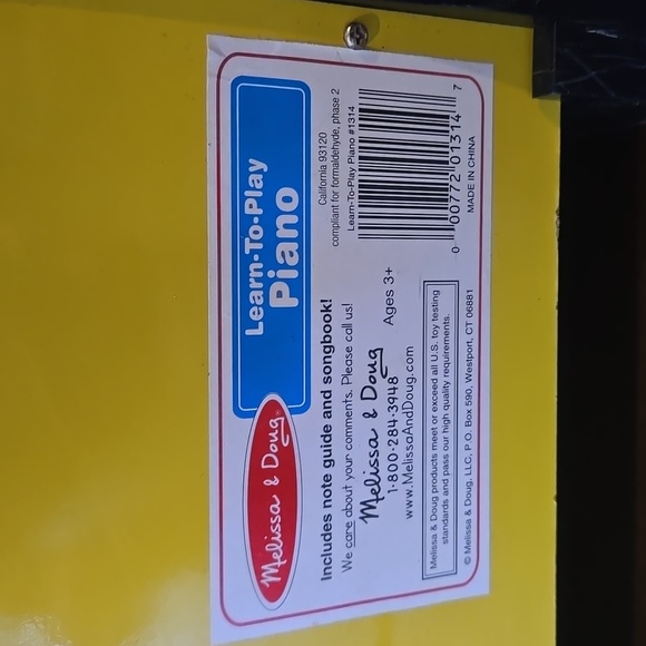 Melissa & Doug Learn To Play Piano - Picture 3 of 8